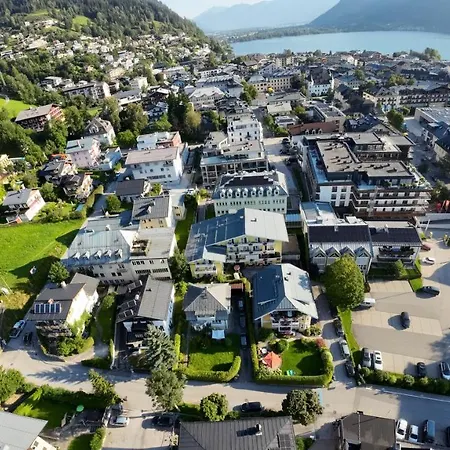 Zellersee 4* ツェル アム ゼー