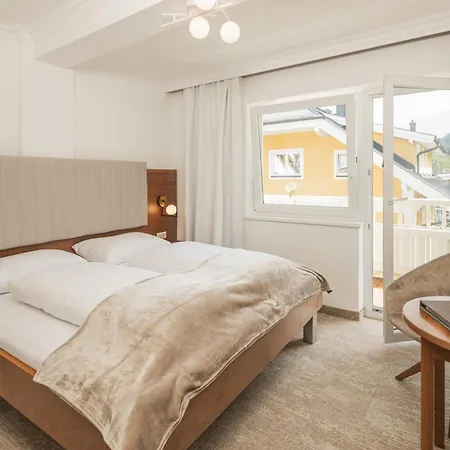 Zellersee 4*