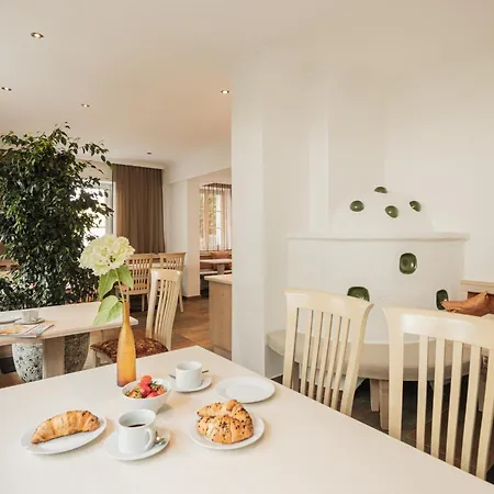 Zellersee ホテル ツェル アム ゼー